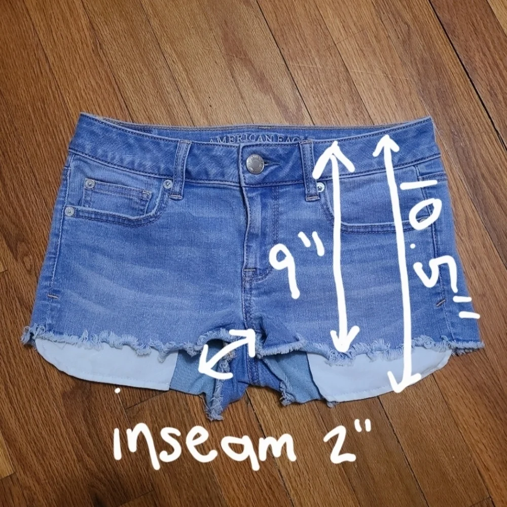 American Eagle Denim Shorts Size 4 - Picture 5 of 6